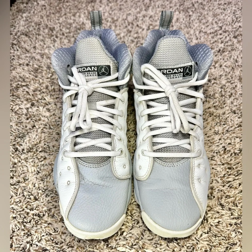 Nike‎ Team Jordan Youth Size 7Y/8.5W White Gray 820273-103 Shoes Sneakers
